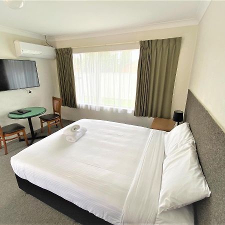 Hanging Rock Family Motel Batemans Bay Eksteriør bilde