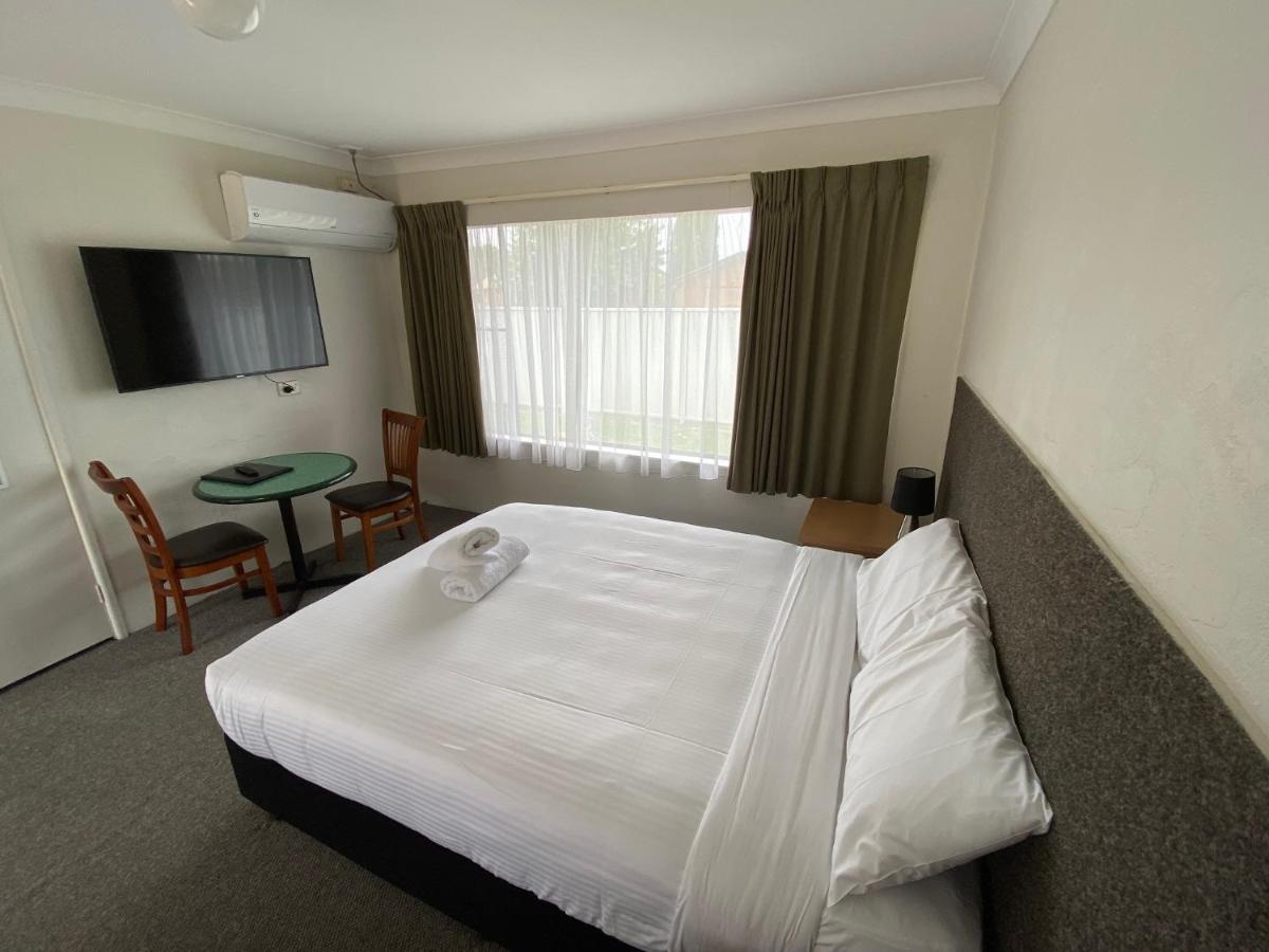 Hanging Rock Family Motel Batemans Bay Eksteriør bilde
